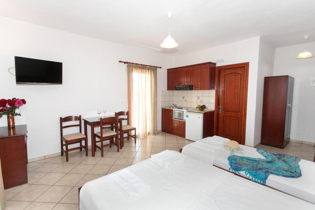 Lady Elena Hotel Ammoudia Zewnętrze zdjęcie