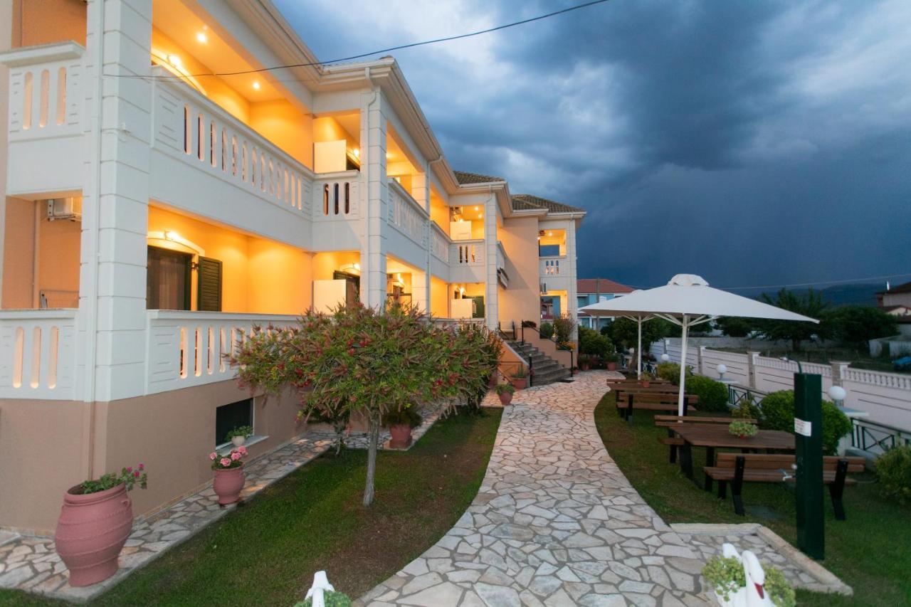Lady Elena Hotel Ammoudia Zewnętrze zdjęcie